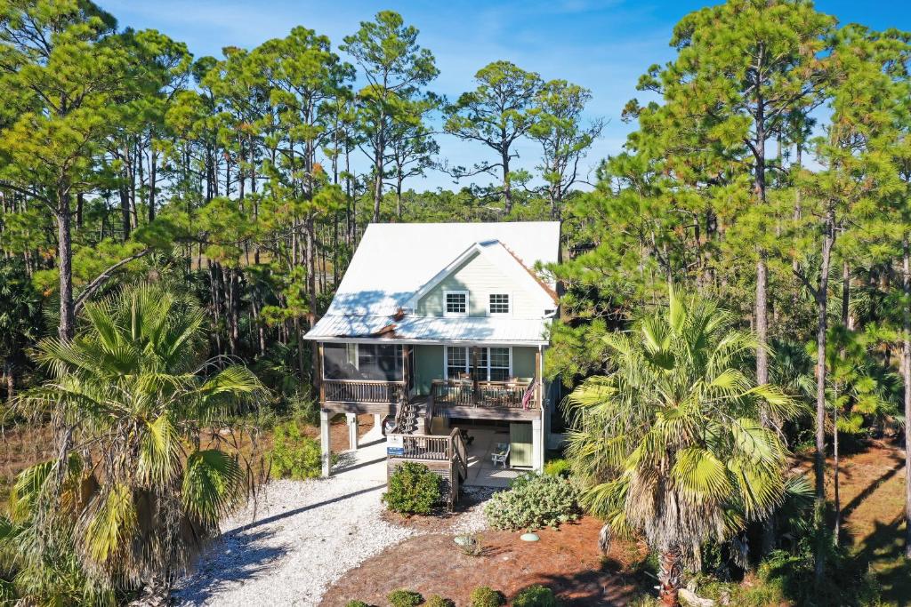 Rehoboth Cottage By Pristine Properties - Indian Pass, FL