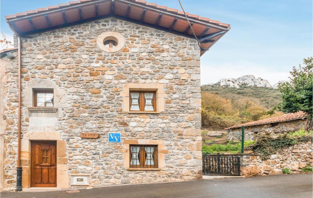 Nice Home In Trescares With Wifi And 3 Bedrooms - Asturias, Spain