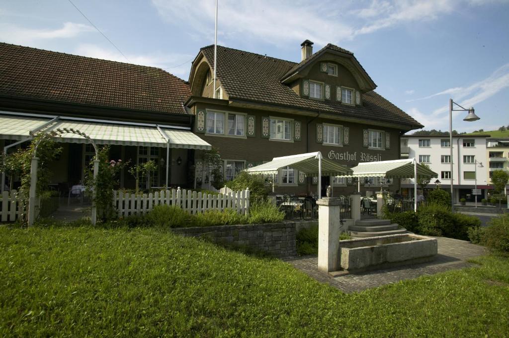 Landgasthof Hotel Rössli - Ennetbürgen