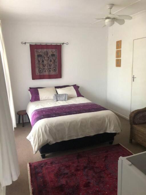 Welcoming One Bedroom Flatlet With Pool - Pietermaritzburg