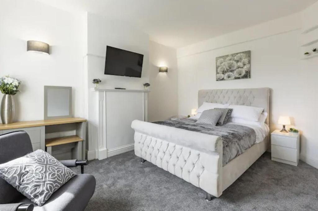 Luxury 3-bed Apartment Near To London With Parking - 롬퍼드