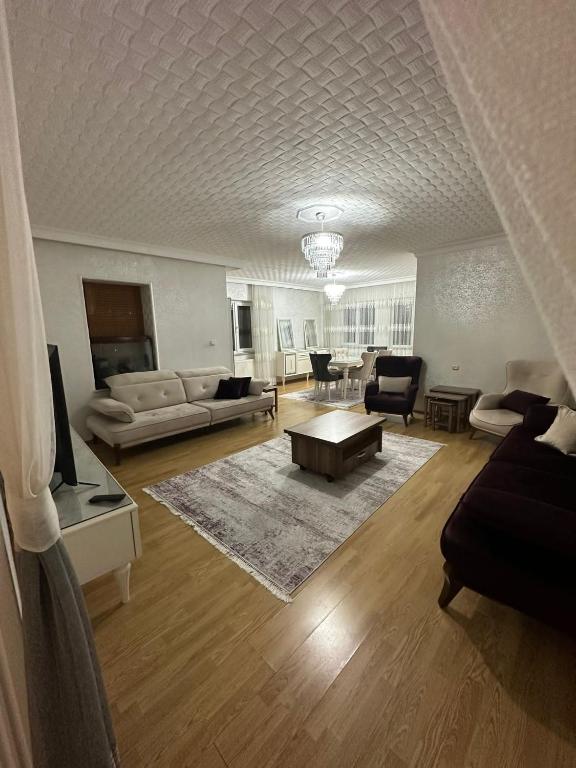 Beautiful Apartment With Full Furniture - Beylikdüzü