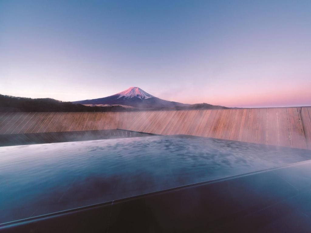 庭園と感動の宿　富士山温泉　ホテル鐘山苑 - 富士山