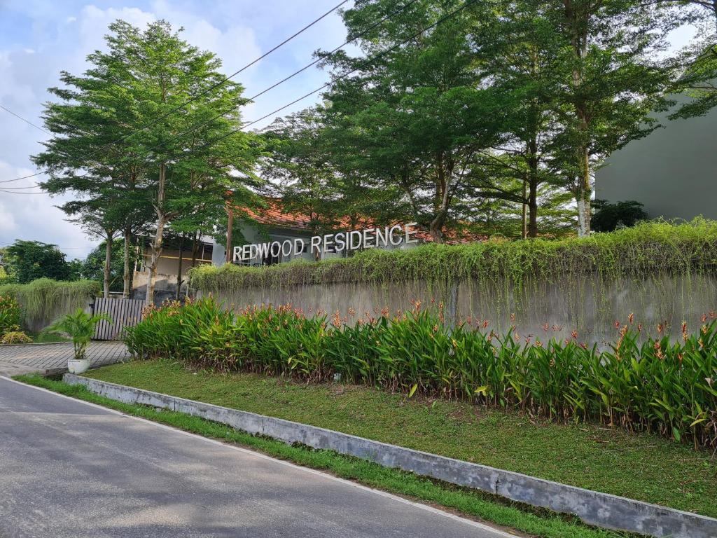 Villa Redwood Residence @Pangkalpinang - South Sumatra
