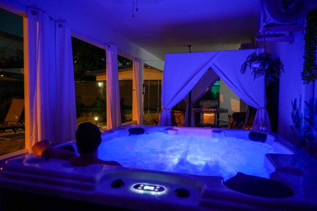Private Oasis With Jacuzzi And Cabana Pet Friendly - San Juan, Puerto Rico