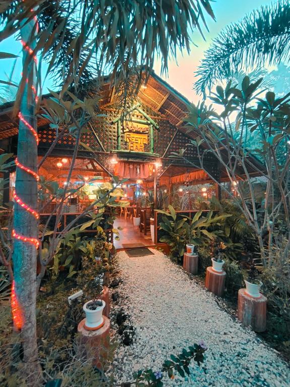 Adrianas Place Backpacker Hostel - 菲律賓