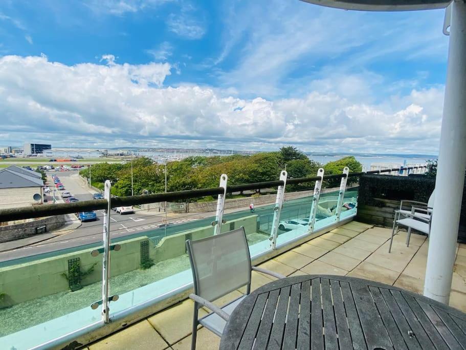 Quayside Apartment - Large And Spacious Duplex - Chesil Beach