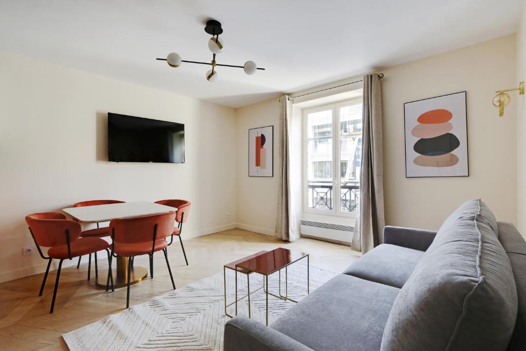 Pick A Flat's Apartments In Saint-lazare - Rue De Londres - Courbevoie