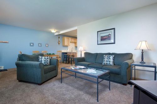 Best large villa rentals in Jackson, WY on cozycozy