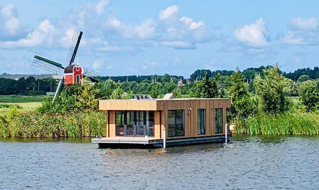 Luxury houseboat 6p on Kagerplassen with Tender - Lisse