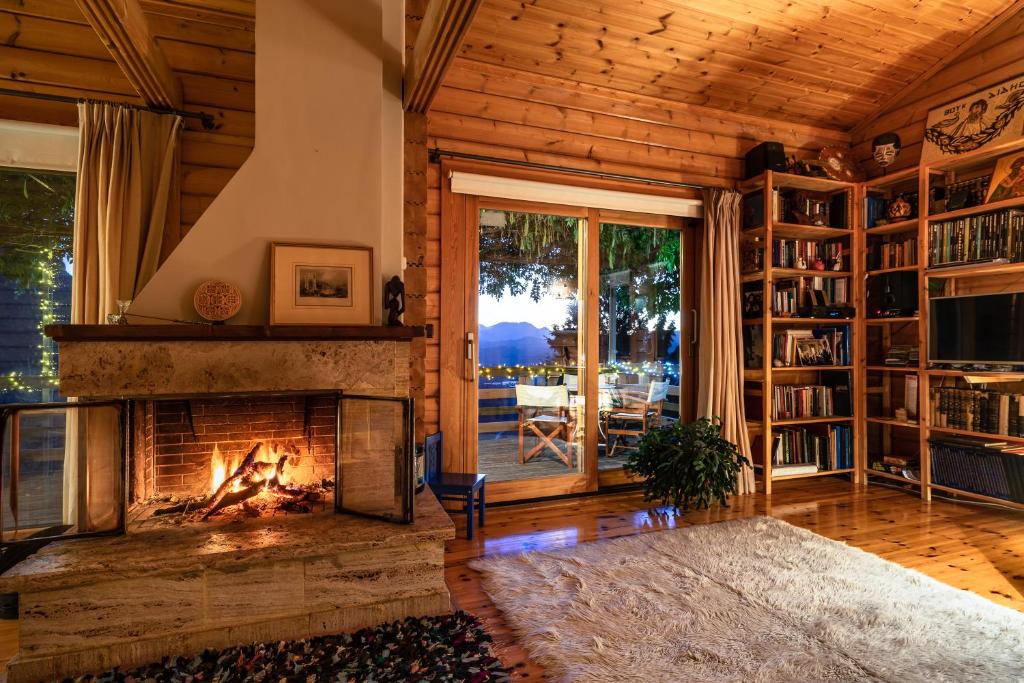 Luxury Chalet Vila On Mountain Top With Great View - Griechenland