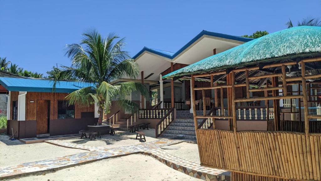 Maya Guest House - Sipaway Island - Calatrava