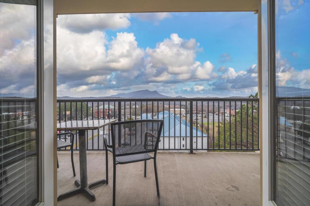 Unit 1305 - Mountain View Condos - Tennessee
