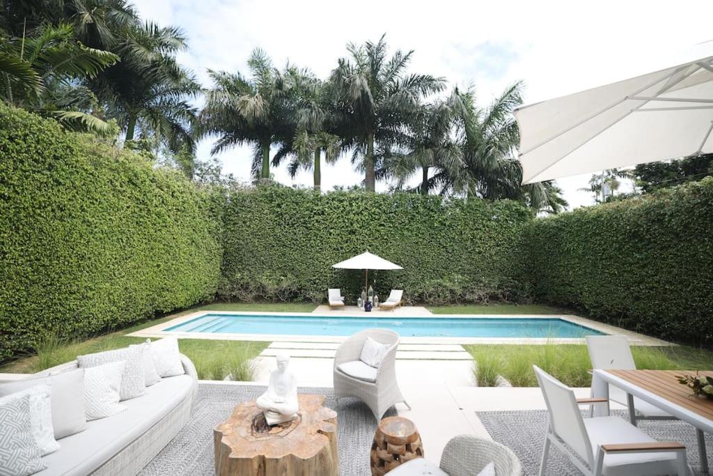 Villa Naomi - Luxury Design New Home - Miami Beach, FL