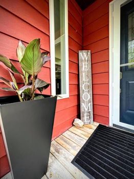 Michigan's Adventure, Muskegon airbnb, hotels and vacation rentals