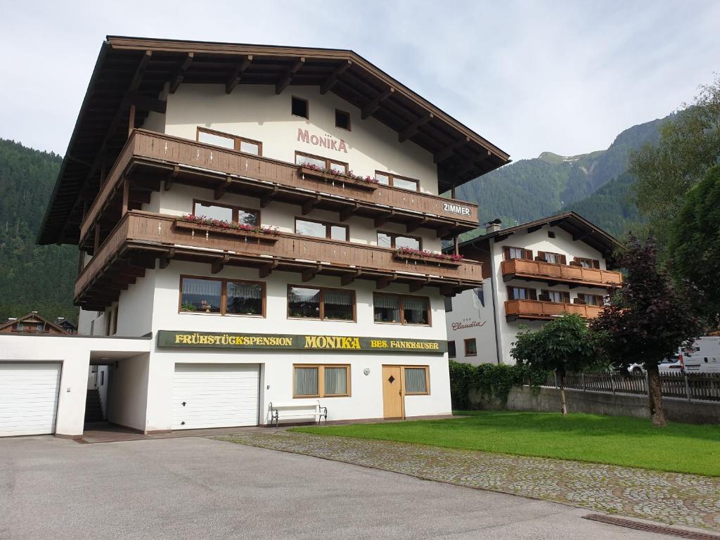 Haus Claudia - Mayrhofen