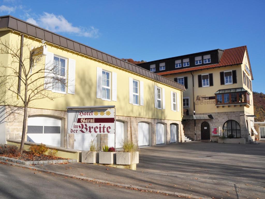 Hotel Garni In Der Breite - アルプシュタット