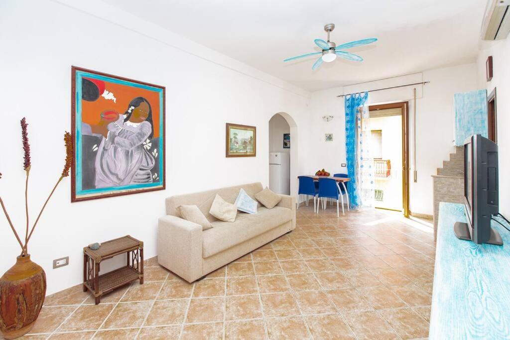 Splendido Appartamento In Pieno Centro Dell'isola - La Maddalena