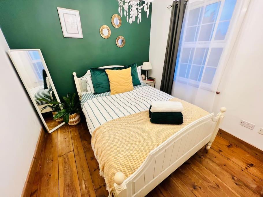 Cosy Cottage In Central Reading Free Parking & Fast Wifi - Reading Station