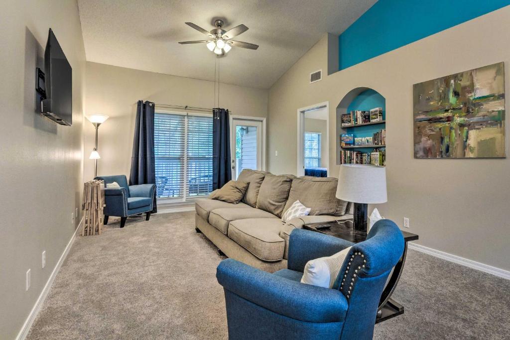 Dog-friendly Pensacola Condo With Pool! - Brent, FL
