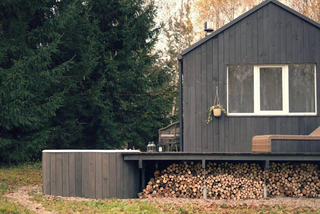 Hand Made Off Grid Forest Cabin Luna - Lithuania