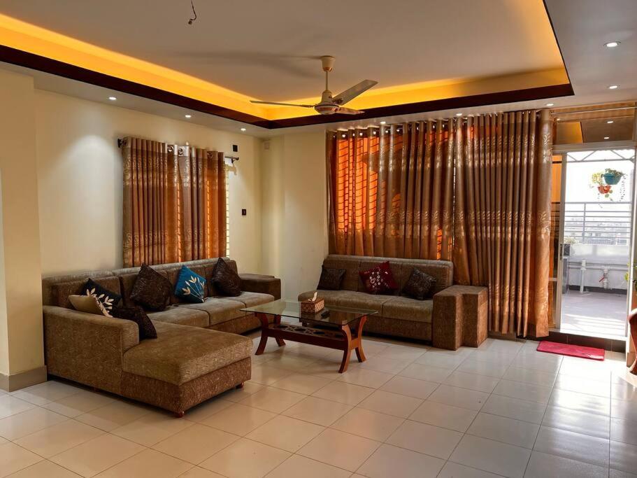 Exclusive Penthouse With Beautiful Rooftop Garden. - Bangladesh