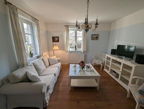 Trent Villas and Holiday homes Best Deals on cozycozy