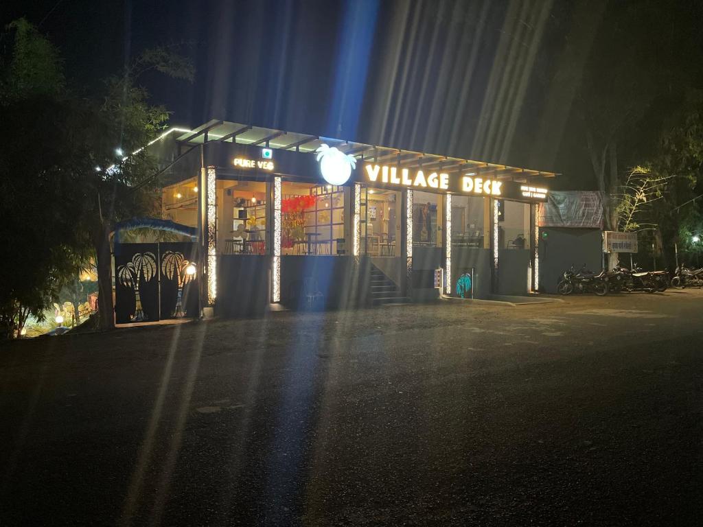 Villagedeck Resort - Vidisha