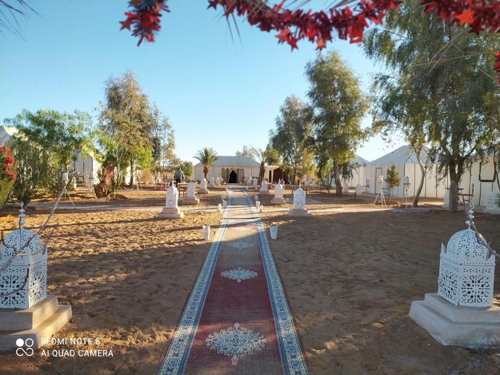 Desert Experience Glamping - モロッコ
