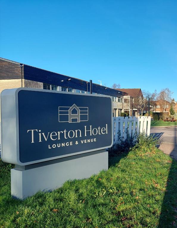 Best Western Tiverton Hotel - Bickleigh Castle