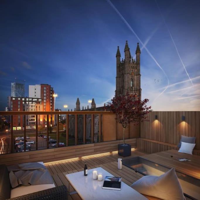 Luxury Split-level Flat With Rooftop Garden Access - Manchester Metropolitan University
