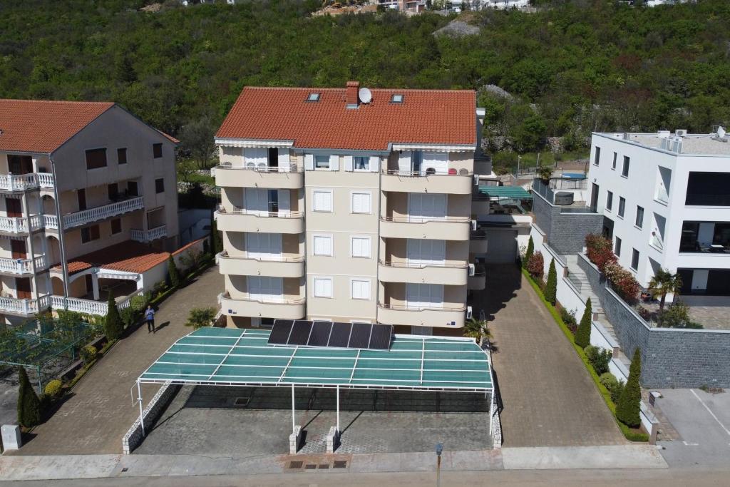 Apartments With A Swimming Pool Dramalj, Crikvenica - 19997 - Selce