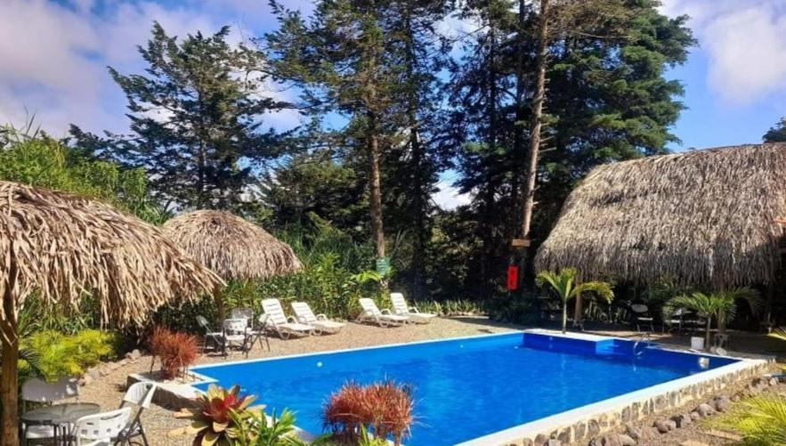 Cabanas Cerro Verde Lodge y Spa - Cartago