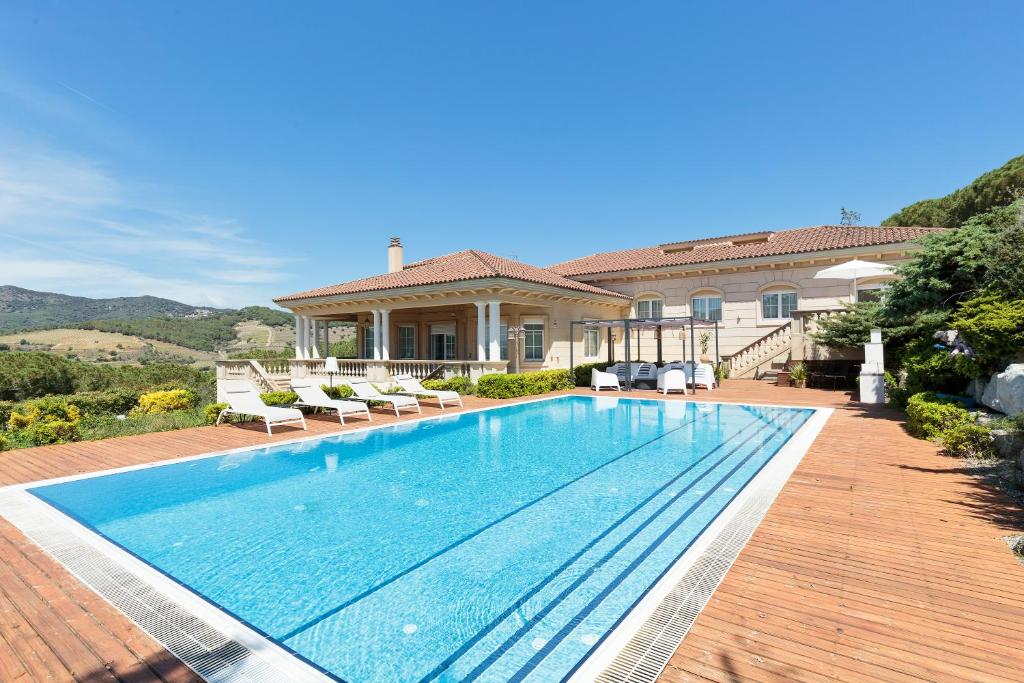 Luxury Seaview Villa By Olala Homes - Montmeló