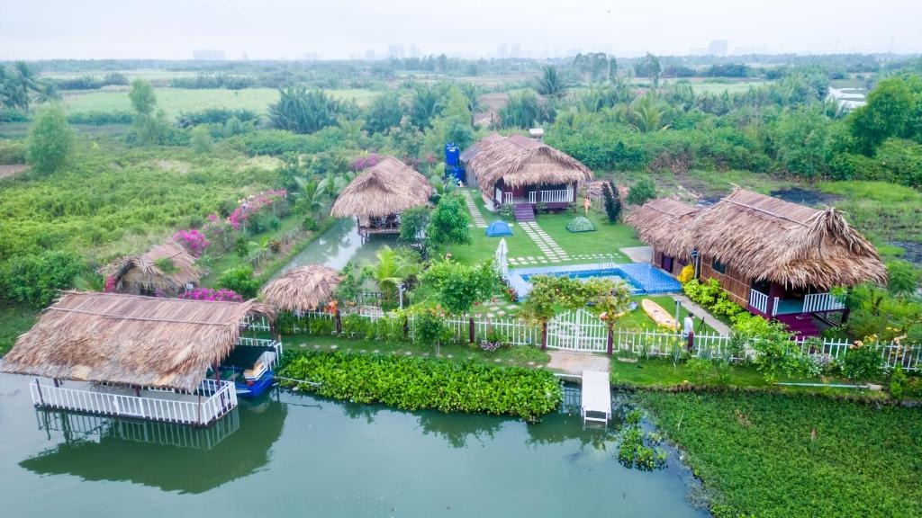 The River Home - Ho Chi Minh Kenti