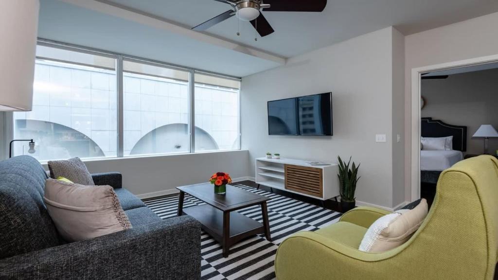 Cozysuites Two Classy Apartments With Sky Pool - Trinity Groves - Dallas