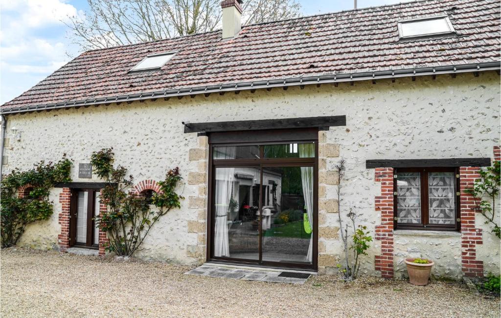 Nice Home In Savigny Sous Le Lude With Wifi, Private Swimming Pool And 4 Bedrooms - La Flèche
