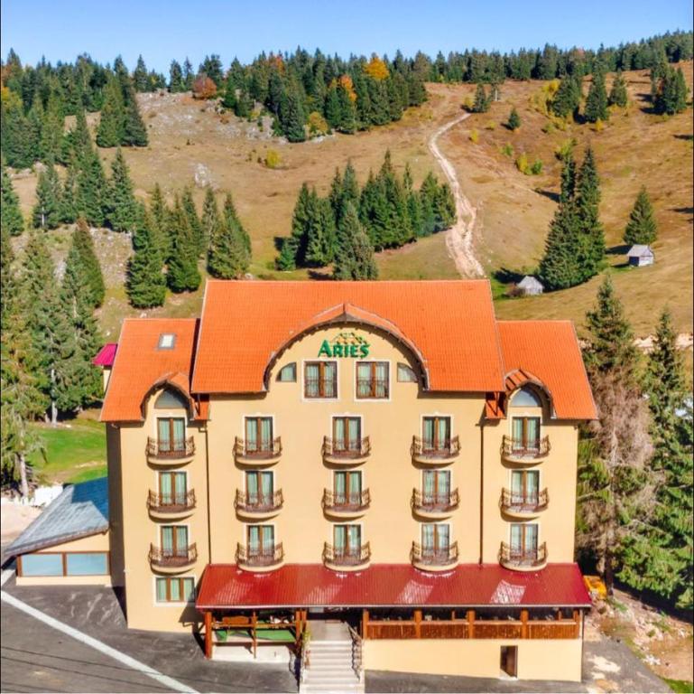 Hotel Aries - Vârtop