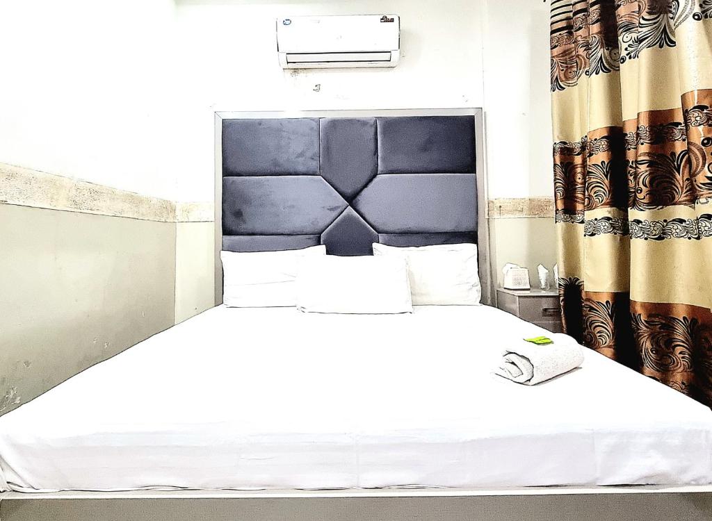 Visit Inn Hotel - Lahore