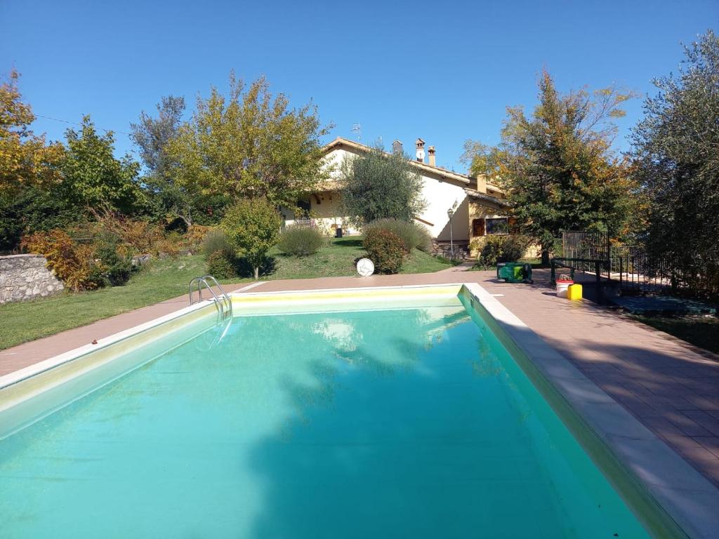 Beautiful 2-bed Apartment With Pool Access - Spoleto