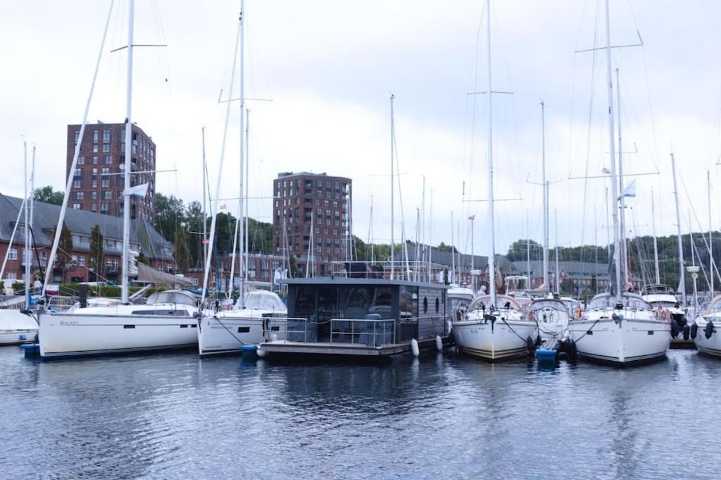 Hausboot Fjord Meeresbrise Mit Dachterrasse In Flensburg - Flensburg