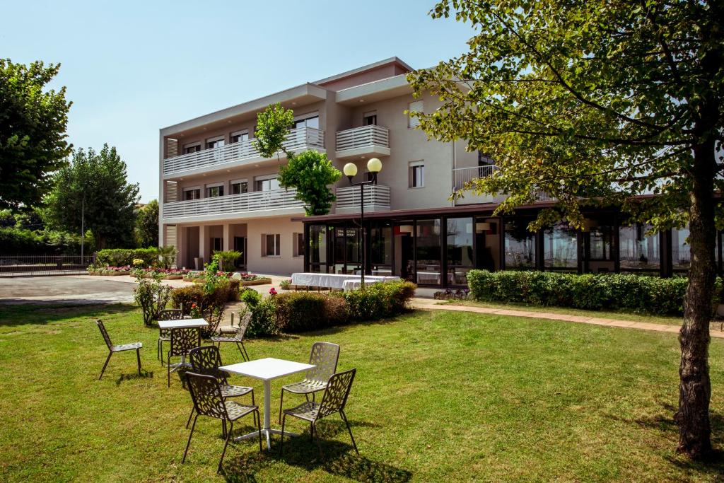 Hotel Stella Del Benaco - Gardone Riviera