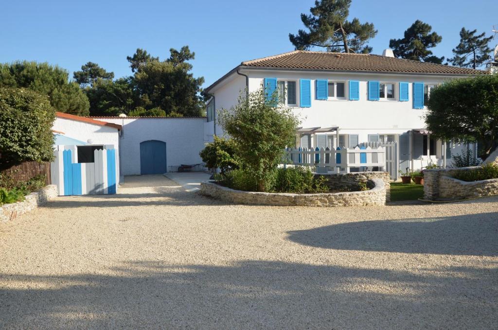 Maisonette With Courtyard And Wifi - Oléron
