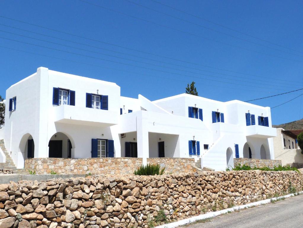 Ioli Apartments - Cyclades