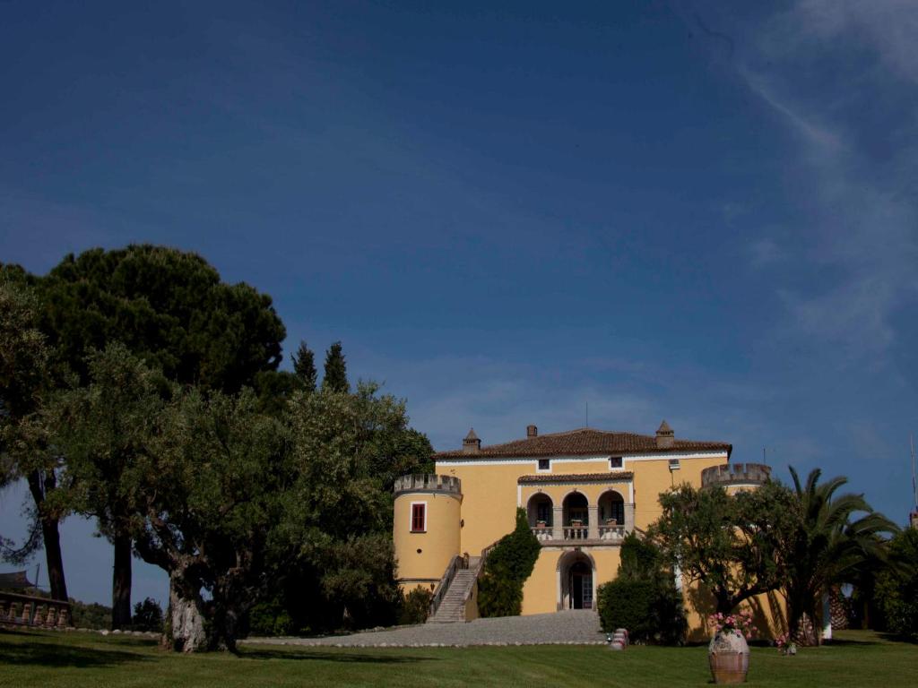 Castello Di Serragiumenta - Calabria