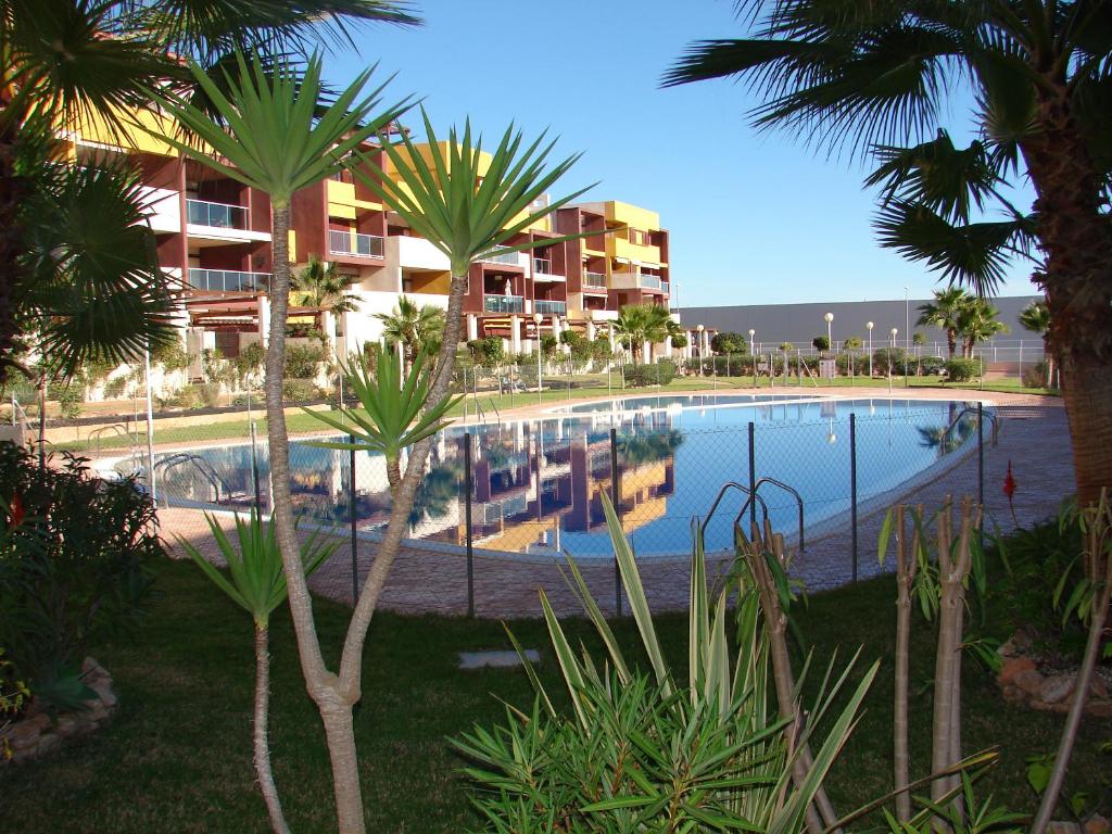 Apartamento En Playa Flamenca (Residencial El Bosque) - プラヤ・フラメンカ