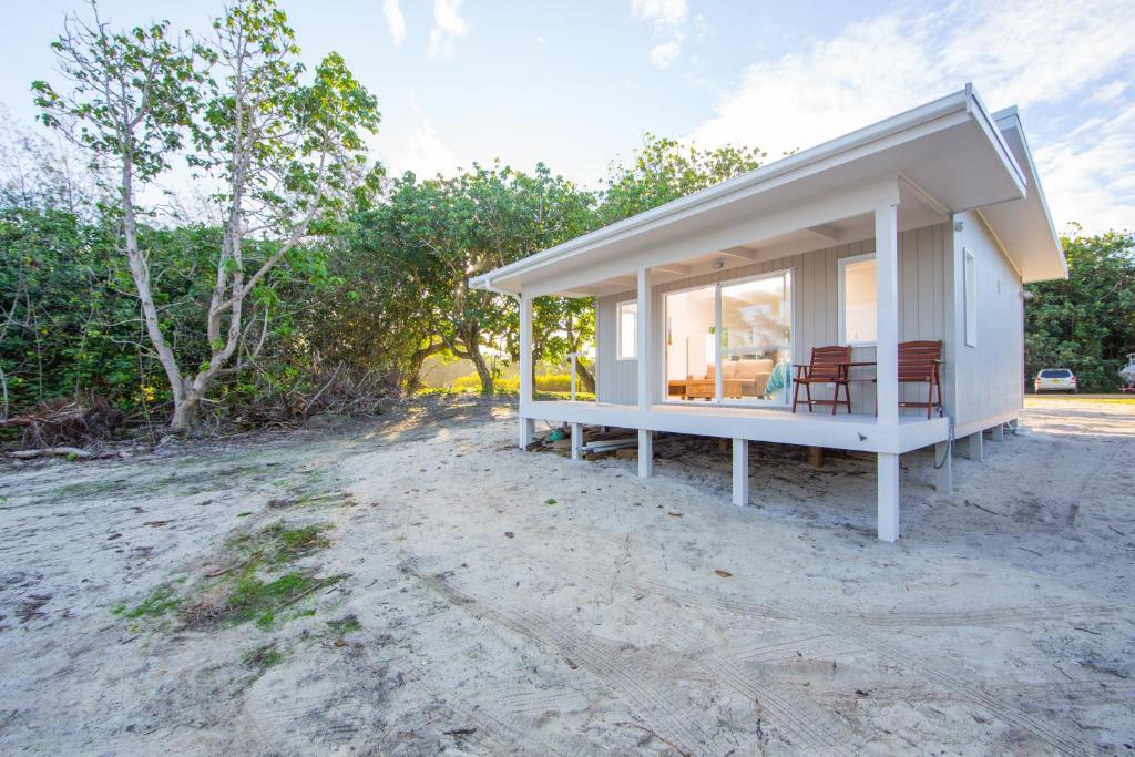 Frederick And Ngamata's Beach House - Cook Islands