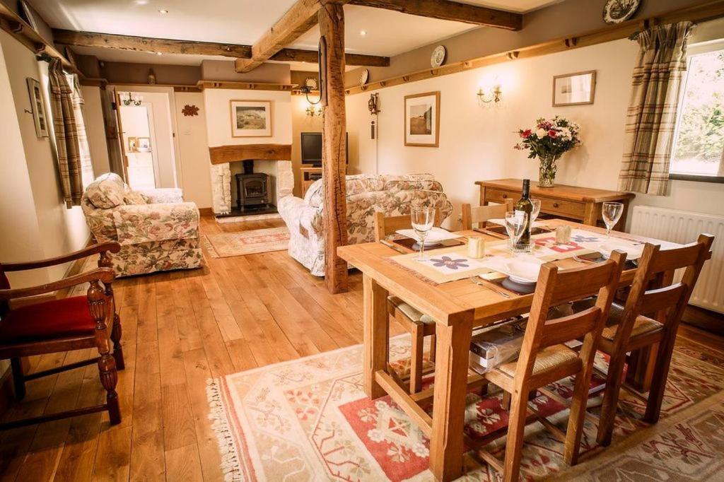 'Award Winning' Beautiful 170 Year Old Pembrokeshire Stone Holiday Cottage - Pembrokeshire