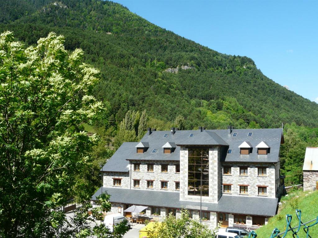 Complejo Turístico Bielsa Hotel Y Camping - Saint-Lary-Soulan