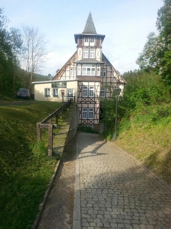 Hotel Schwarzaburg - Bad Blankenburg